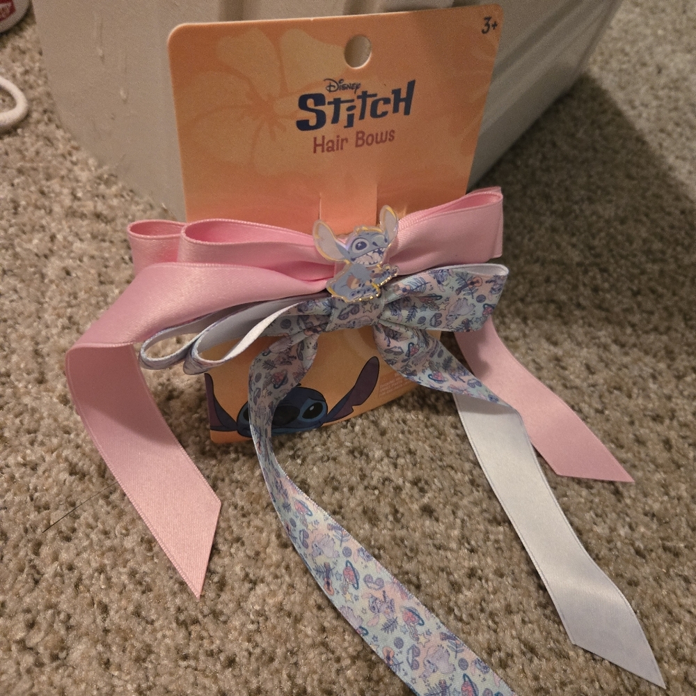 Disney stitch hair bows Nwt